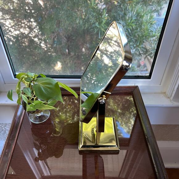 Mid-Century Brass Vanity Mirror on Pedestal Stand – Rectangular Tilt Design - Picture 7 of 14